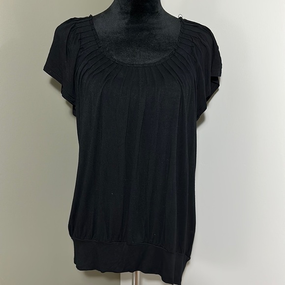 Cable & Gauge Women’s Flowy Summer Short Sleeve Top - Picture 1 of 6